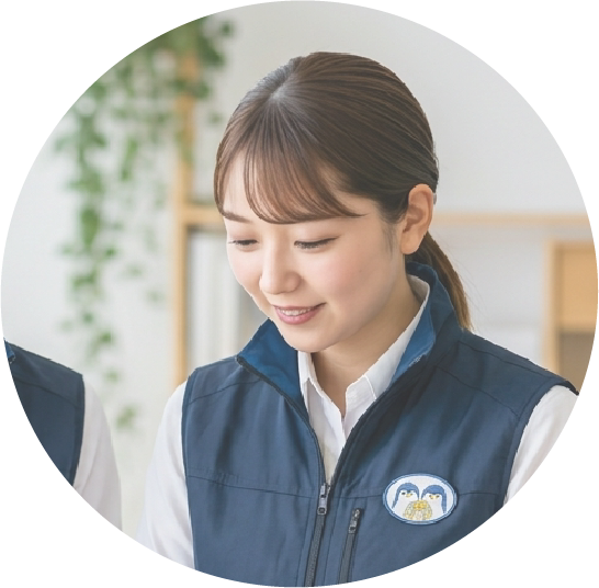 住まいの点検にあたるデルフィーノの検査員